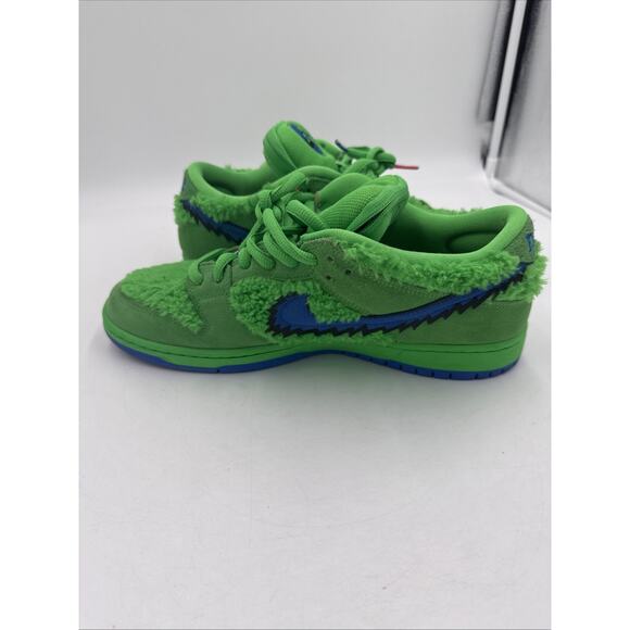 Size 11 - Nike SB Dunk Low x Grateful Dead Green Bear Formally Owned By G-Eazy - Picture 1 of 9